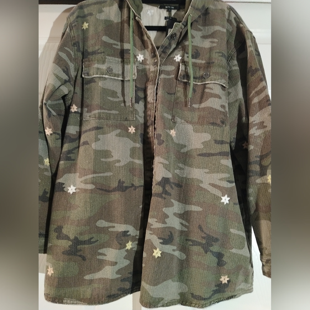 NWT Miss Me Camo Jacket with embroidered flowers - Picture 3 of 4